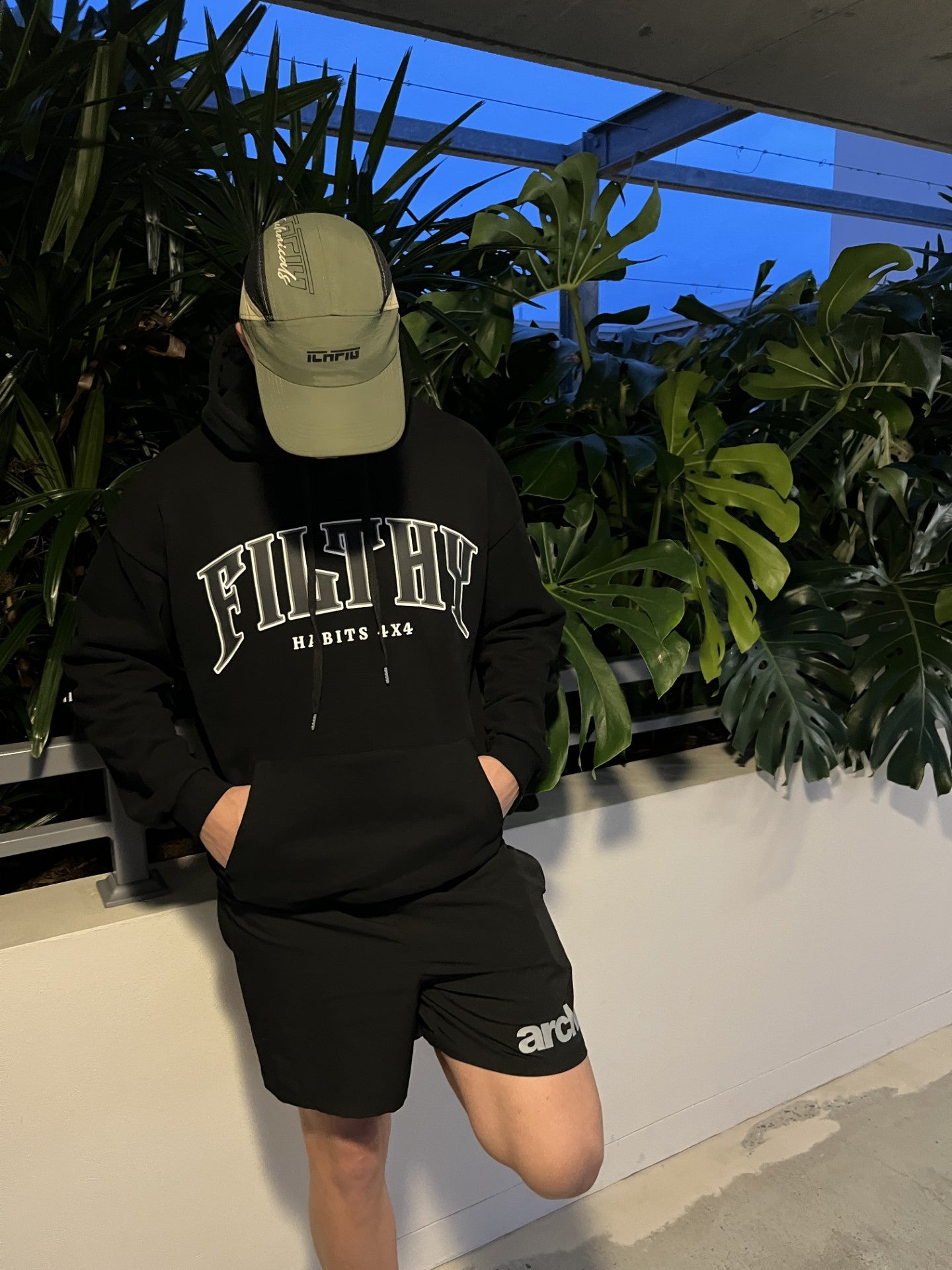 FILTHY HEAVYWEIGHT HOODIE